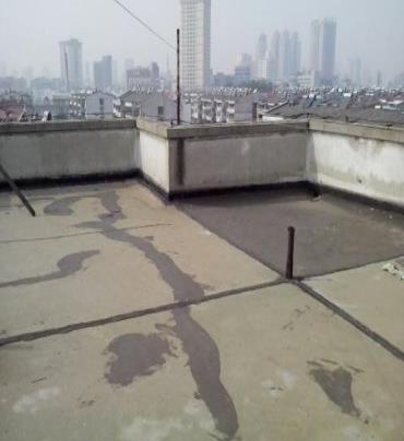 仲巴漏水维修 楼顶漏水是什么原因，楼顶漏水维修方法是什么?